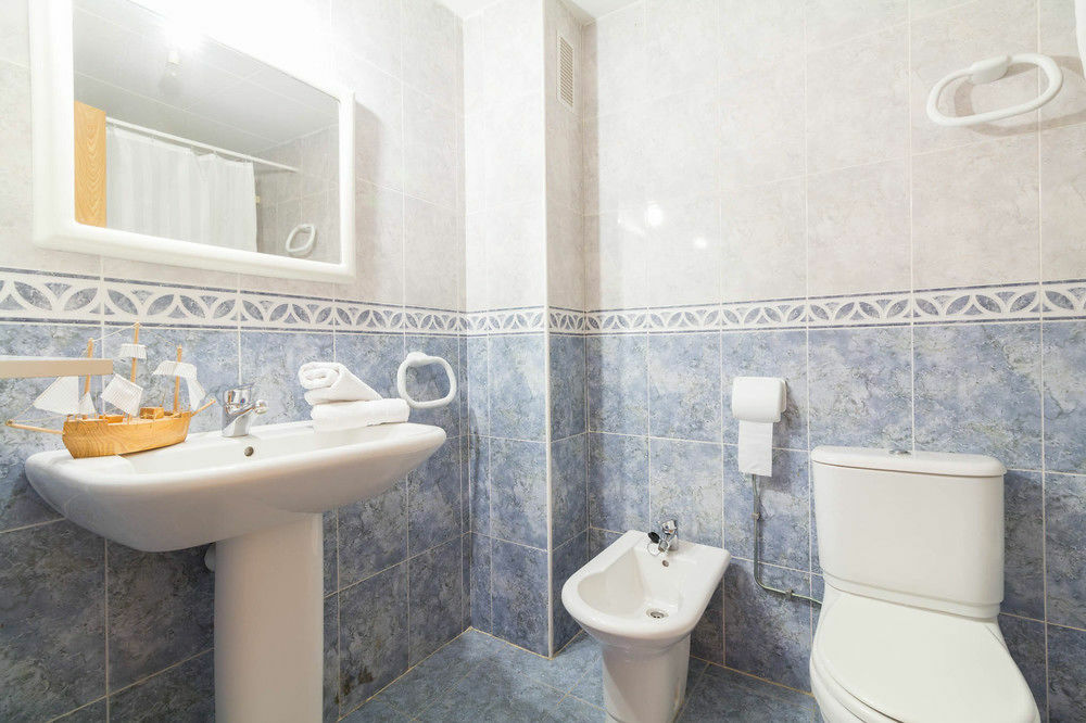 Costa Daurada Apartaments - Larimar Salou Exterior foto